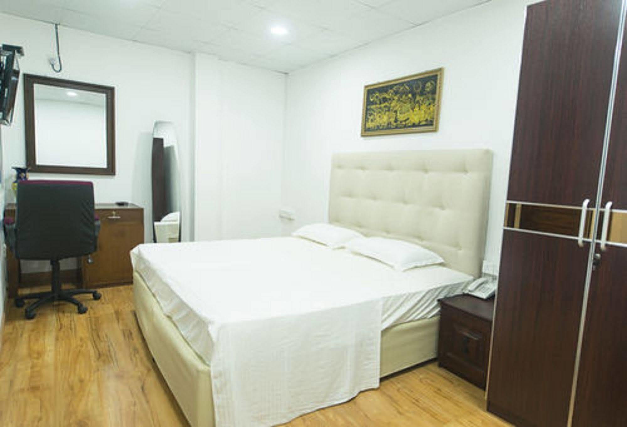 Metro City Hotel Colombo Eksteriør billede